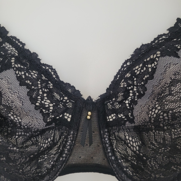 Wacoal Lace Uplifting Bra 38D EUC Black Underwire Back Smoother - Picture 2 of 9